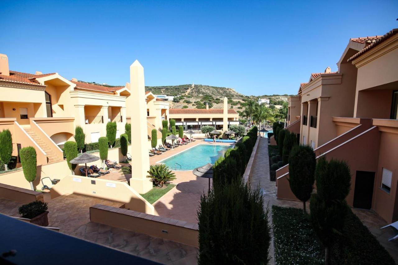 Luxury Apartment - T2 Vue Sur Piscine - Praia Da Luz Экстерьер фото